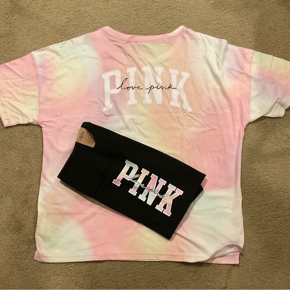 Tee-shirt Victoria's Secret – Rose, Style Collégial Arkansas – Neuf Avec étiquettes